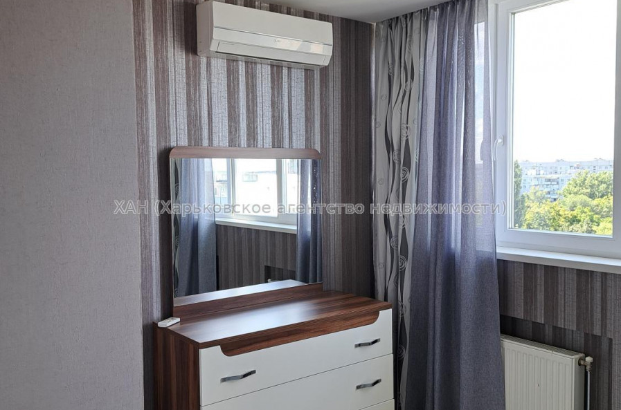 Продам квартиру, Непокоренных ул. , 32Г , 3  ком., 84 м², евроремонт 