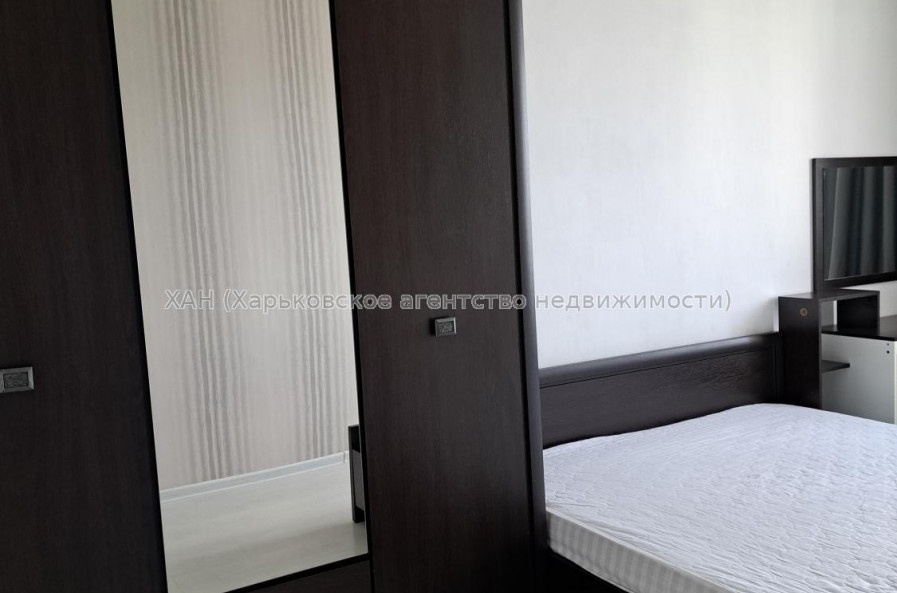 Продам квартиру, Непокоренных ул. , 32Г , 3  ком., 84 м², евроремонт 