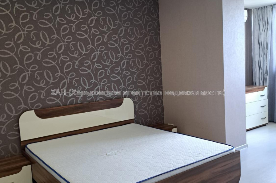 Продам квартиру, Непокоренных ул. , 32Г , 3  ком., 84 м², евроремонт 