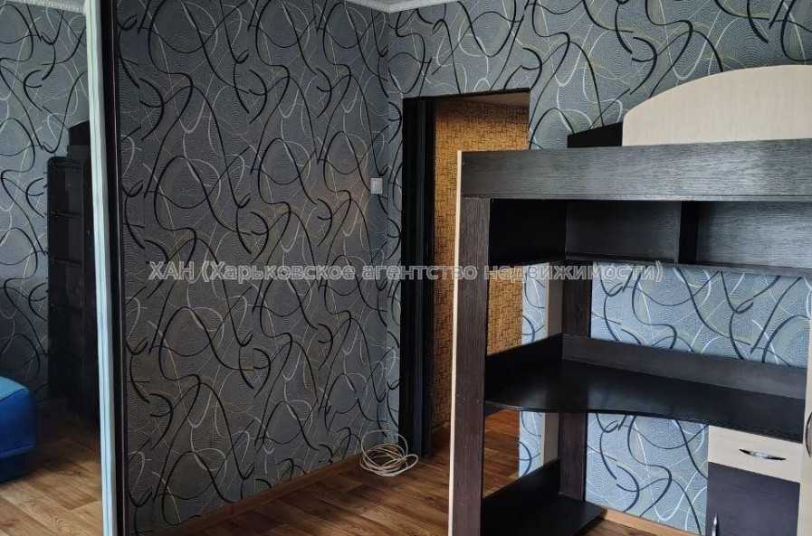 Продам квартиру, Каркача Ивана бульв. , 1 кім., 17 м², советский ремонт 