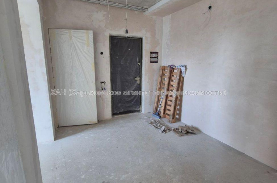 Продам квартиру, Барабашова академика ул. , 3  ком., 69 м², без отделочных работ 