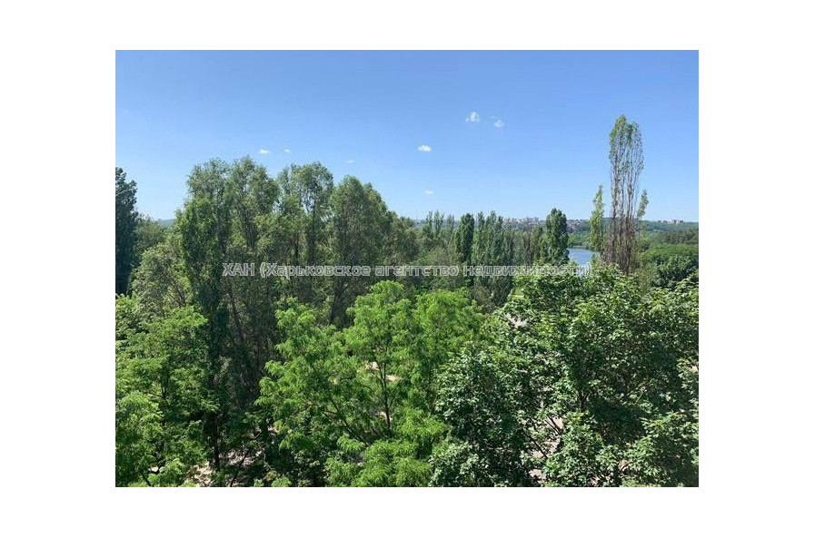 Продам квартиру, Барабашова академика ул. , 3  ком., 69 м², без отделочных работ 