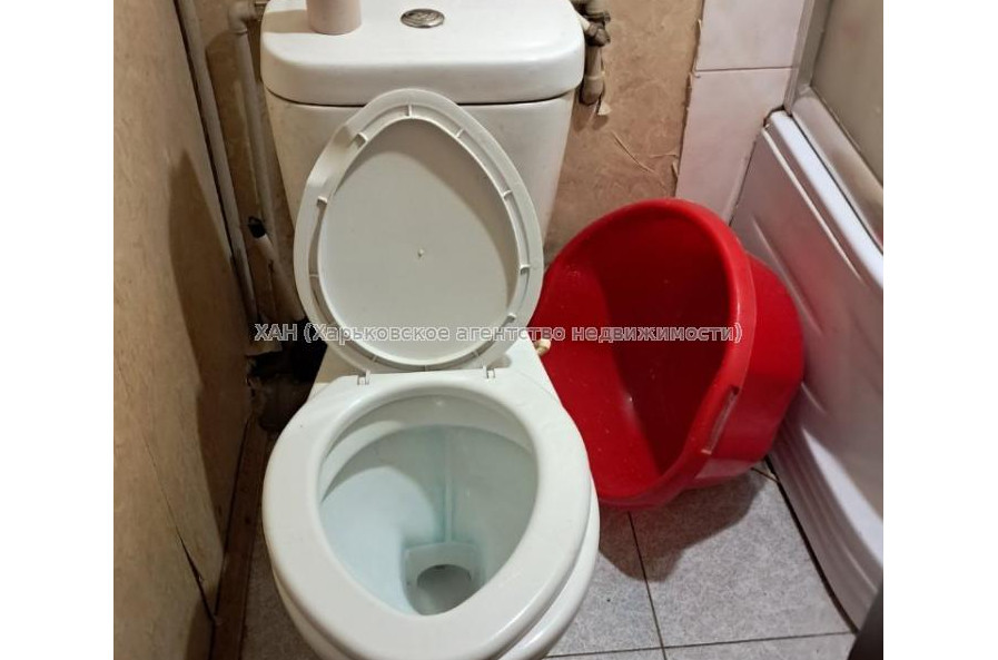 Здам квартиру, Владислава Зубенко ул. , 1 кім., 23 м², косметический ремонт 