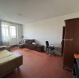 Продам квартиру, Навчальная ул. , 2 кім., 45.60 м², косметический ремонт 