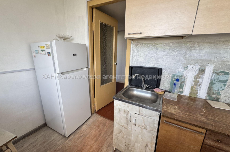 Продам квартиру, Навчальная ул. , 2 кім., 45.60 м², косметический ремонт 