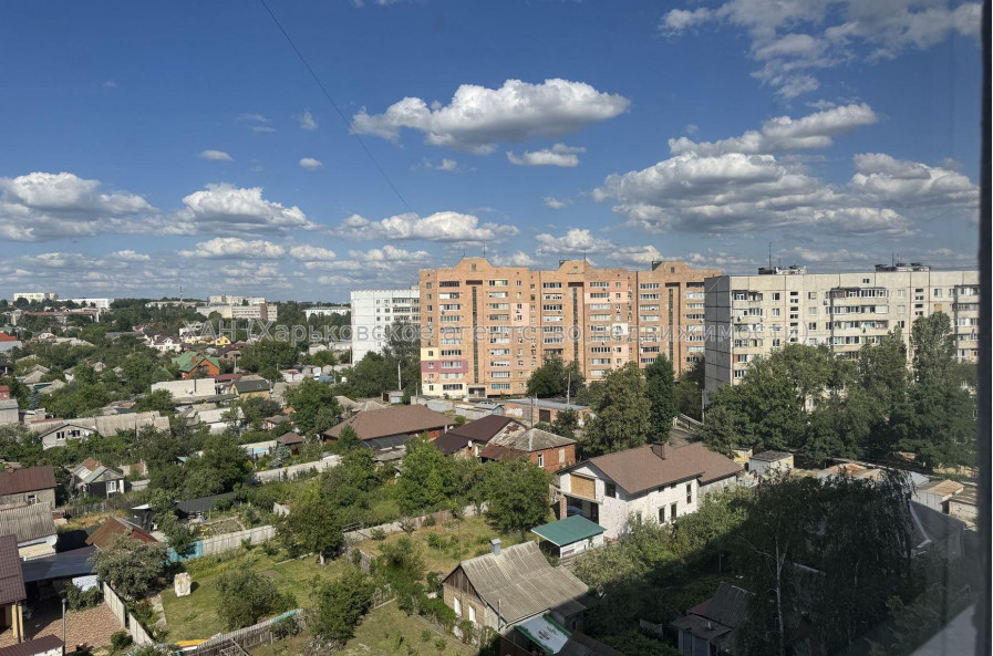 Продам квартиру, Навчальная ул. , 2 кім., 45.60 м², косметический ремонт 