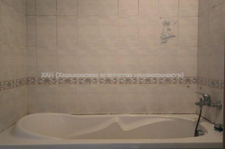 Продам квартиру, Болградская ул. , 1  ком., 38 м², советский ремонт 