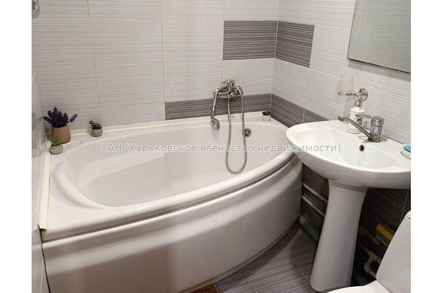 Продам квартиру, Садовый проезд , 1 кім., 33 м², косметический ремонт 