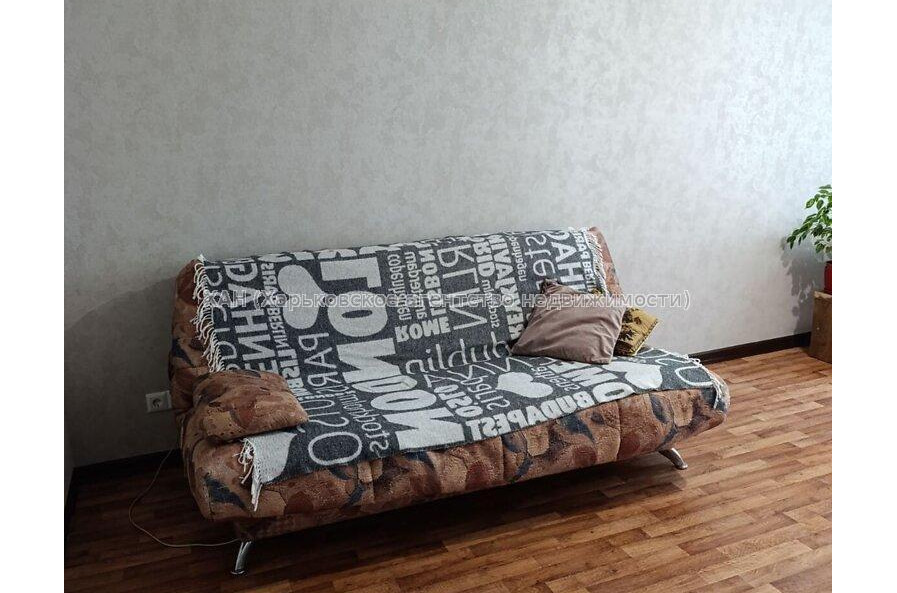 Продам квартиру, Садовый пер. , 1  ком., 33 м², косметический ремонт 