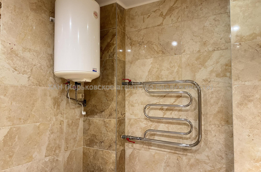 Продам квартиру, Соборности Украины ул. , 228А , 3  ком., 60 м², капитальный ремонт 