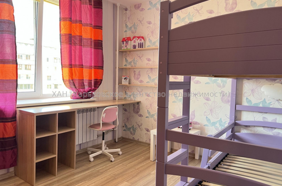 Продам квартиру, Соборности Украины ул. , 228А , 3  ком., 60 м², капитальный ремонт 