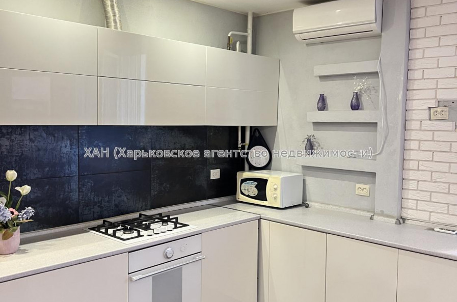 Продам квартиру, Соборности Украины ул. , 228А , 2 кім., 60 м², капитальный ремонт 