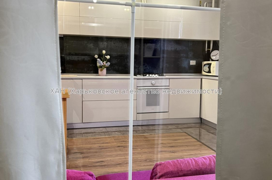 Продам квартиру, Соборности Украины ул. , 228А , 2 кім., 60 м², капитальный ремонт 