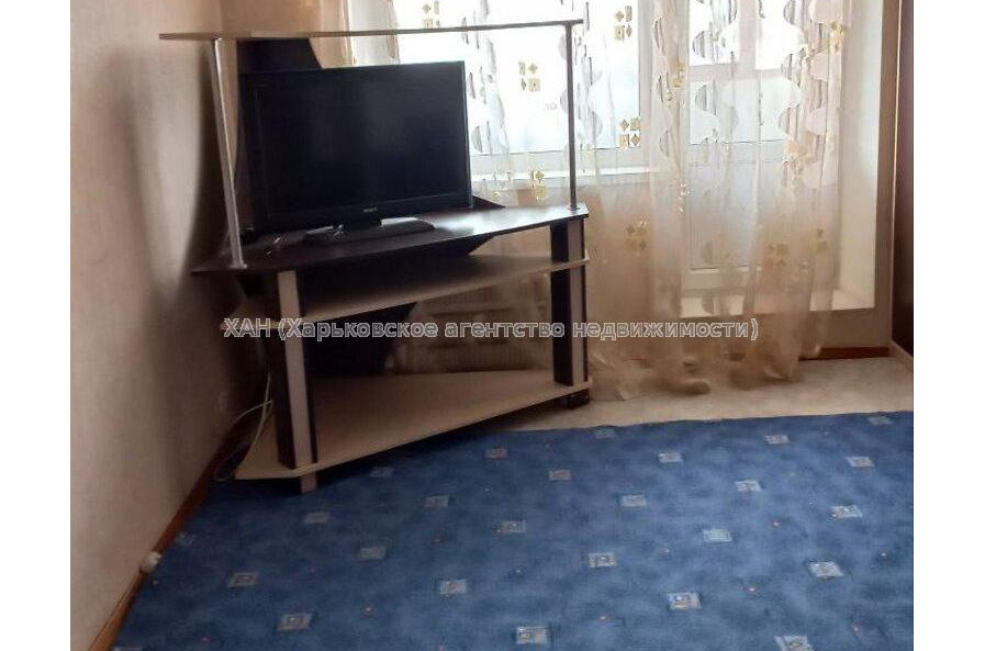 Сдам квартиру, Непокоренных ул. , 2  ком., 46 м², косметический ремонт 