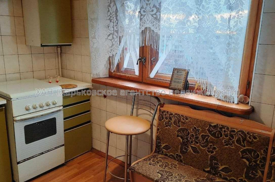 Здам квартиру, Тракторостроителей просп. , 2 кім., 46 м², косметический ремонт 
