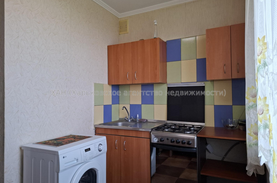 Сдам квартиру, Владислава Зубенко ул. , 2  ком., 45 м², косметический ремонт 