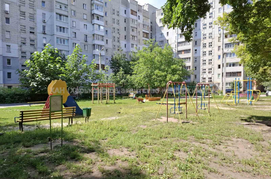 Сдам квартиру, Владислава Зубенко ул. , 2  ком., 45 м², косметический ремонт 