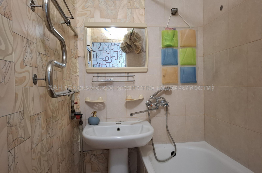 Сдам квартиру, Владислава Зубенко ул. , 2  ком., 45 м², косметический ремонт 