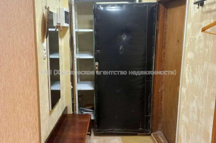 Продам квартиру, Валентиновская ул. , 1  ком., 32 м², косметический ремонт 
