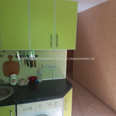 Продам квартиру, Валентиновская ул. , 1  ком., 32 м², косметический ремонт 