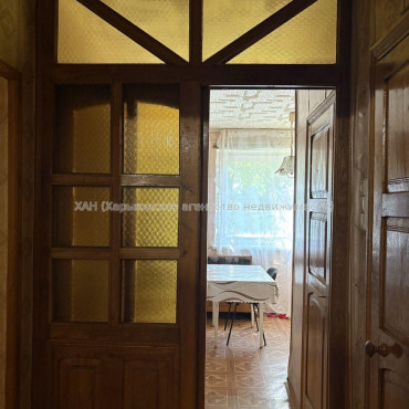 Продам квартиру, Людвига Свободы просп. , 3 кім., 71 м², советский ремонт 