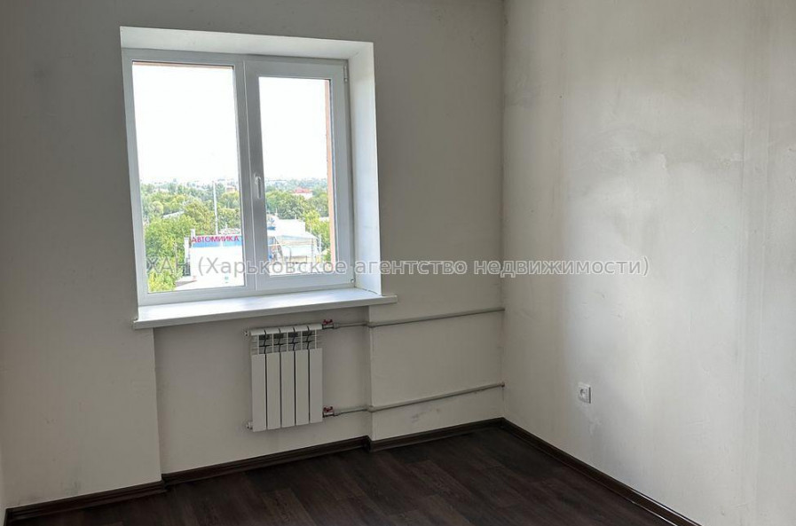 Продам квартиру, Ново-Баварский просп. , 3 кім., 59 м², косметический ремонт 