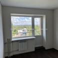 Продам квартиру, Ново-Баварский просп. , 3 кім., 59 м², косметический ремонт 