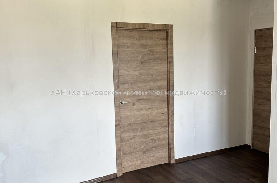 Продам квартиру, Ново-Баварский просп. , 3 кім., 59 м², косметический ремонт 
