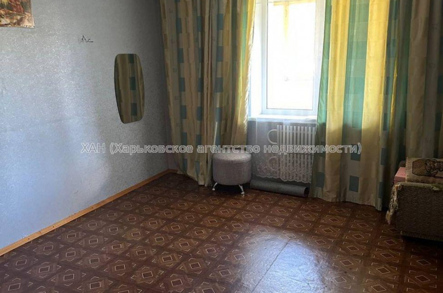 Продам квартиру, Глобинская ул. , 3 кім., 77.80 м², советский ремонт 