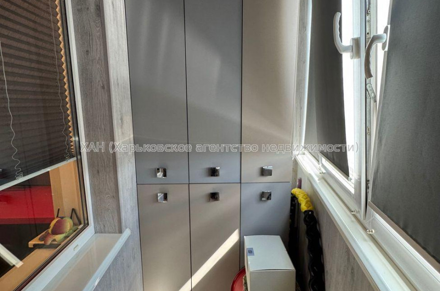 Продам квартиру, Амосова ул. , 3  ком., 68 м², авторский дизайн 