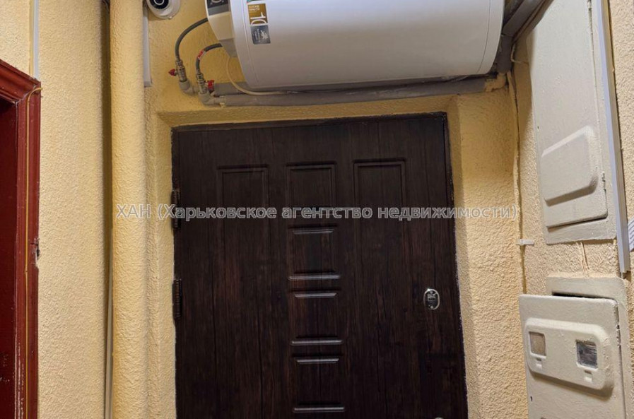 Продам квартиру, Амосова ул. , 3  ком., 68 м², авторский дизайн 