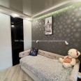 Продам квартиру, Амосова ул. , 3  ком., 68 м², авторский дизайн 