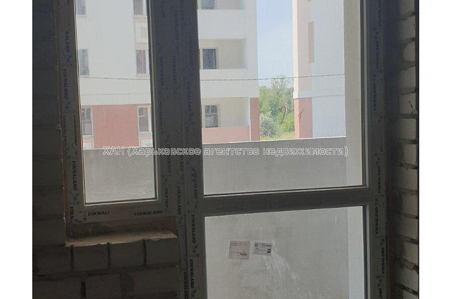 Продам квартиру, Барабашова академика ул. , 1  ком., 40 м², без внутренних работ 