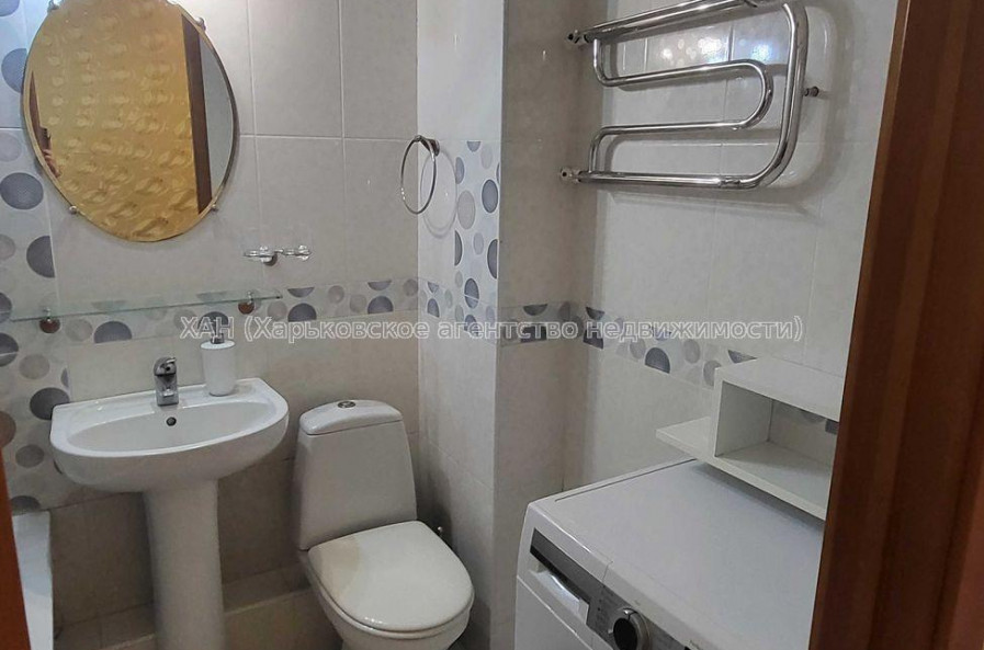 Продам квартиру, Тракторостроителей просп. , 2  ком., 48 м², советский ремонт 