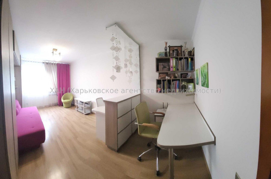 Продам квартиру, Тракторостроителей просп. , 2  ком., 48 м², советский ремонт 