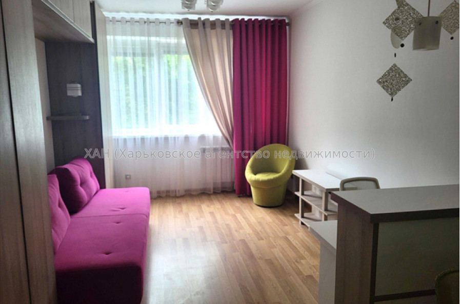 Продам квартиру, Тракторостроителей просп. , 2  ком., 48 м², советский ремонт 