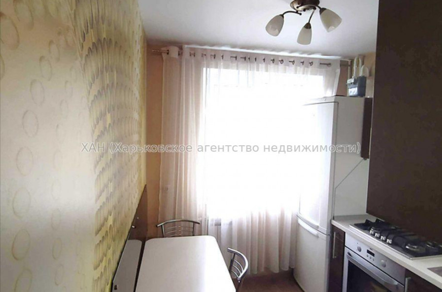 Продам квартиру, Тракторостроителей просп. , 2  ком., 48 м², советский ремонт 