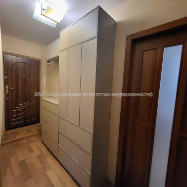 Продам квартиру, Тракторостроителей просп. , 2 кім., 48 м², евроремонт 