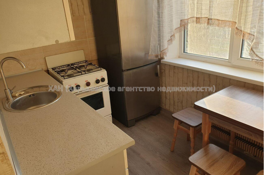 Сдам квартиру, Академика Павлова ул. , 2  ком., 44 м², капитальный ремонт 