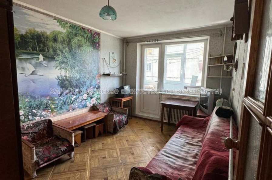 Продам квартиру, Леся Сердюка ул. , 3 кім., 64.90 м², советский ремонт 