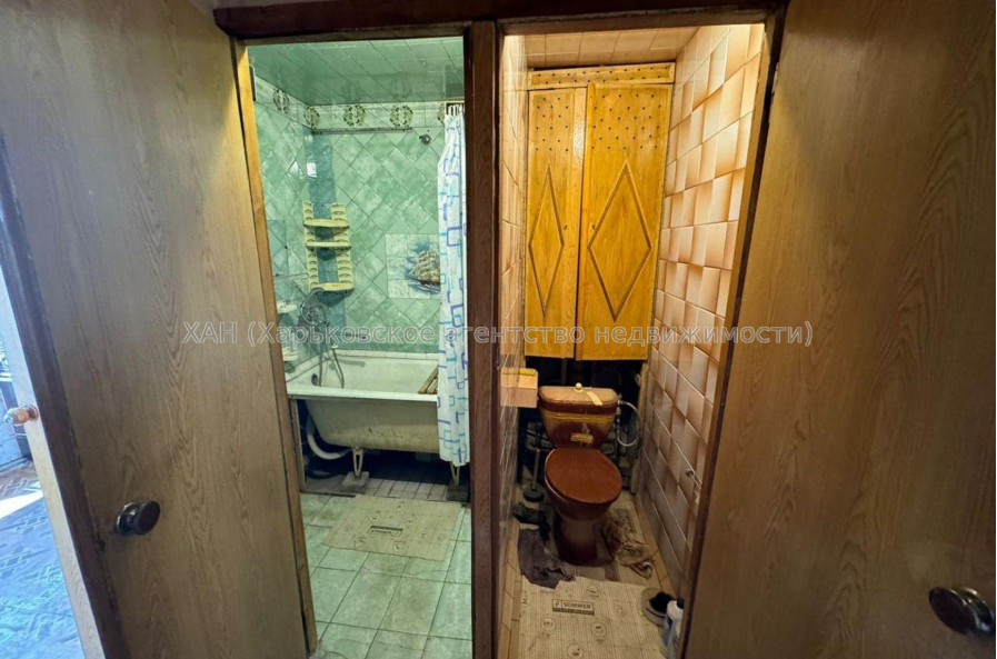 Продам квартиру, Леся Сердюка ул. , 3 кім., 64.90 м², советский ремонт 