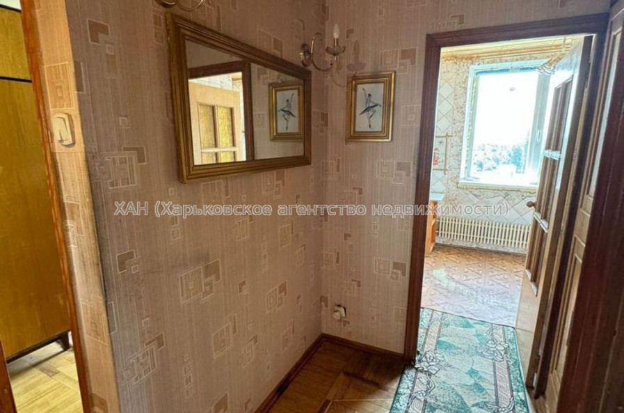 Продам квартиру, Леся Сердюка ул. , 3 кім., 64.90 м², советский ремонт 