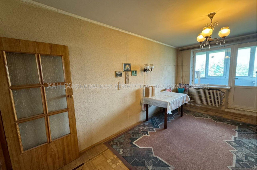 Продам квартиру, Леся Сердюка ул. , 3 кім., 64.90 м², советский ремонт 