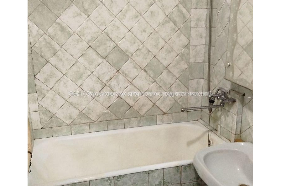 Продам квартиру, Старошишковская ул. , 1  ком., 31 м², частичный ремонт 