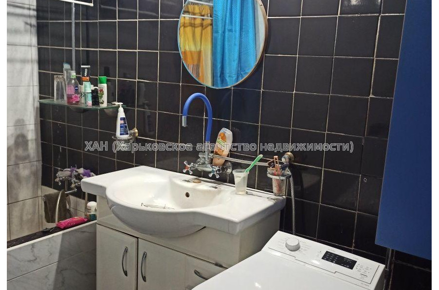 Продам квартиру, Любови Малой  просп. , 3  ком., 70 м², авторский дизайн 