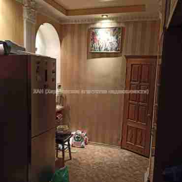 Продам квартиру, Любови Малой  просп. , 3  ком., 70 м², авторский дизайн 