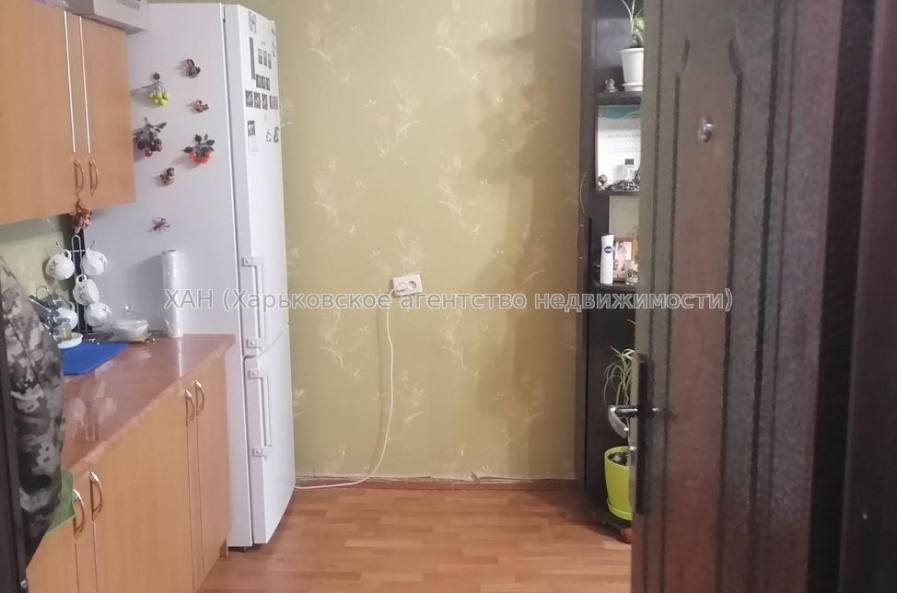 Продам квартиру, Большая Панасовская ул. , 1 кім., 27.20 м², косметический ремонт 