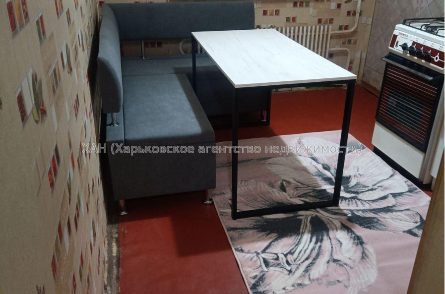 Продам квартиру, 92-й бригады ул. , 1 кім., 35.60 м², советский ремонт 