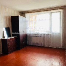 Продам квартиру, 92-й бригады ул. , 1 кім., 35.60 м², советский ремонт