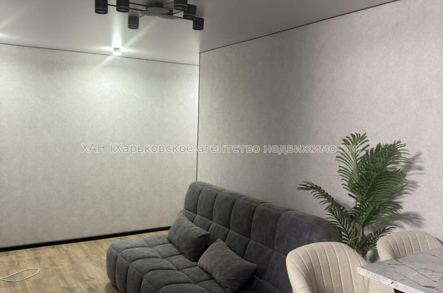 Продам квартиру, 23 Августа ул. , 3  ком., 65 м², евроремонт 